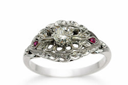 Bague art déco en platine et diamants et rubis - Castafiore