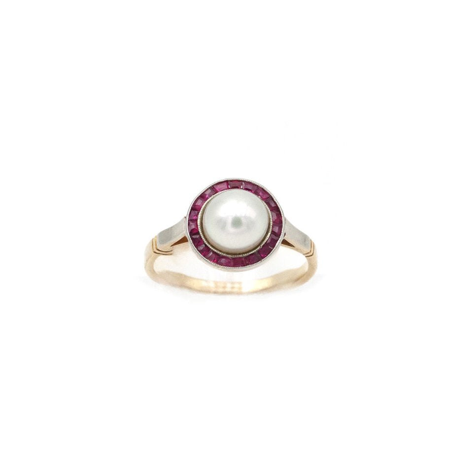 Bague Art Deco halo rubis perle en or - Castafiore