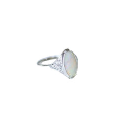 Bague Art Deco Opale et Diamants - Castafiore