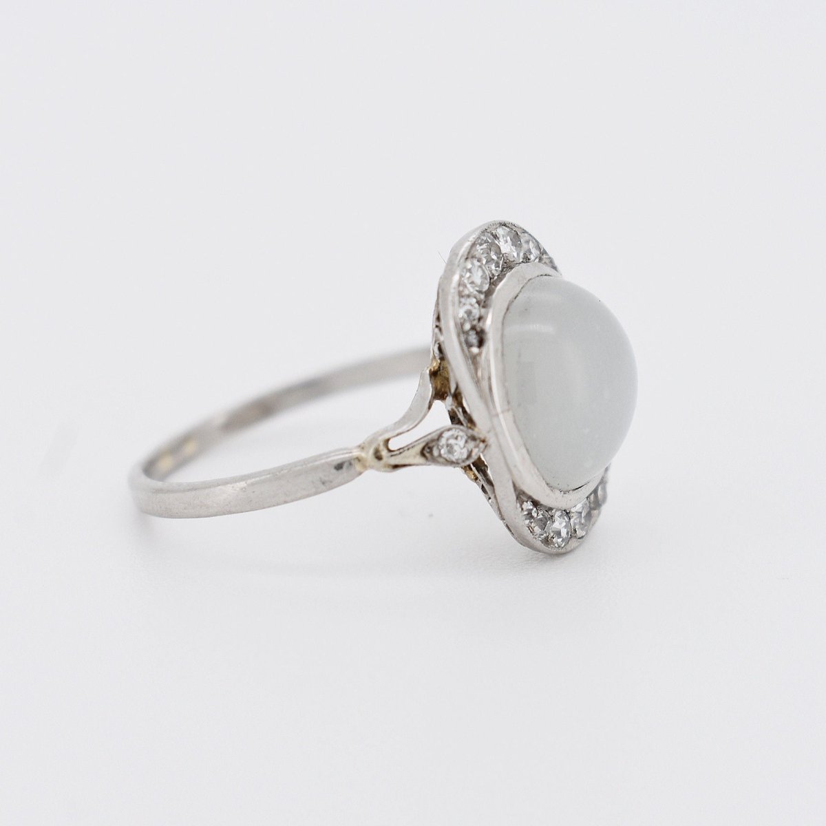 Bague Art Deco Or Pierre de Lune Diamants - Castafiore