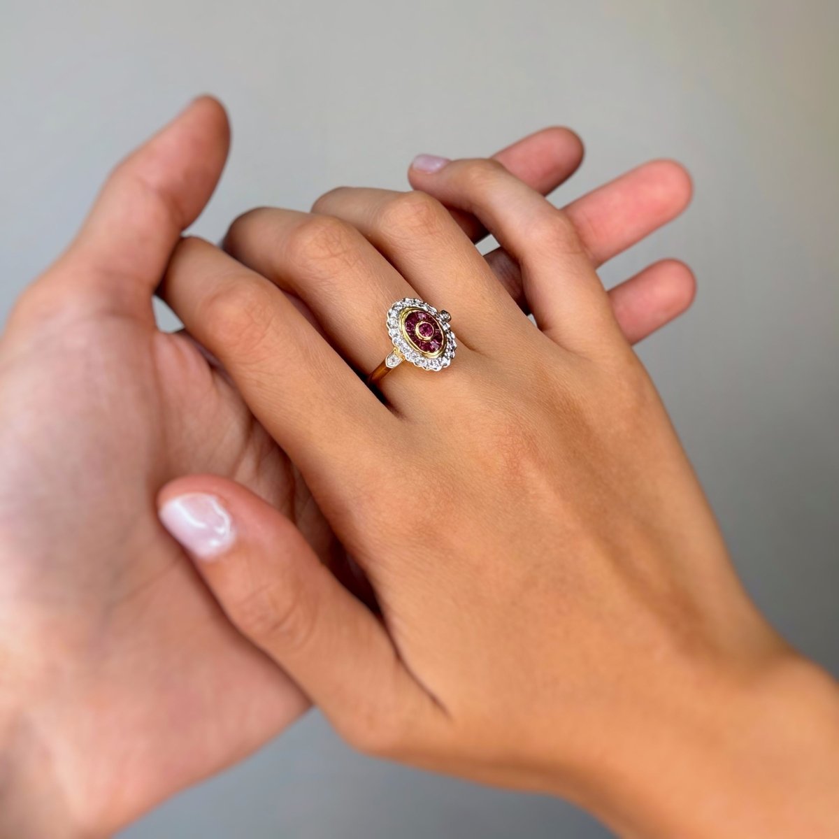 Bague Art Déco - Or, Rubis & Diamants - Castafiore