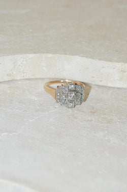 Bague Art Déco Tank Escalier Diamants - Castafiore