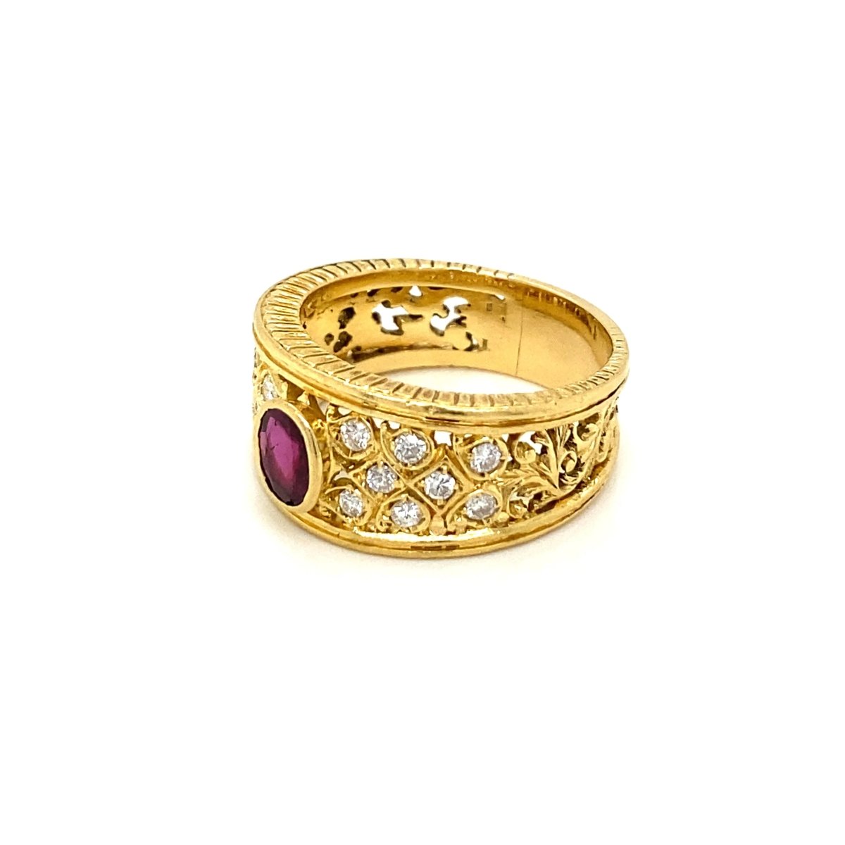 Bague Art Nouveau en or jaune, rubis et diamant - Castafiore