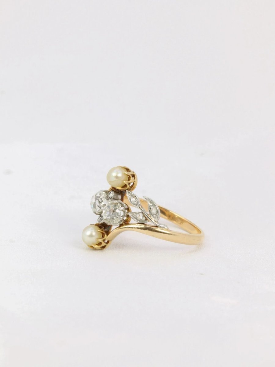 Bague Art Nouveau or diamants taille ancienne perles crème - Castafiore