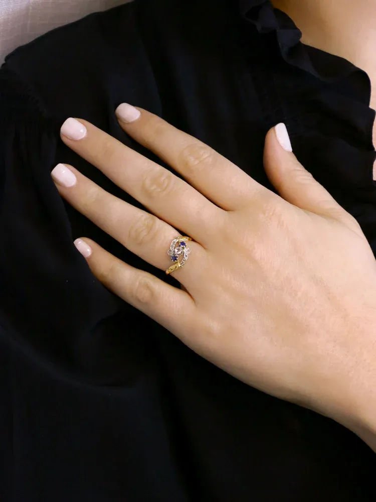 Bague Art Nouveau trilogie or jaune saphir diamants - Castafiore