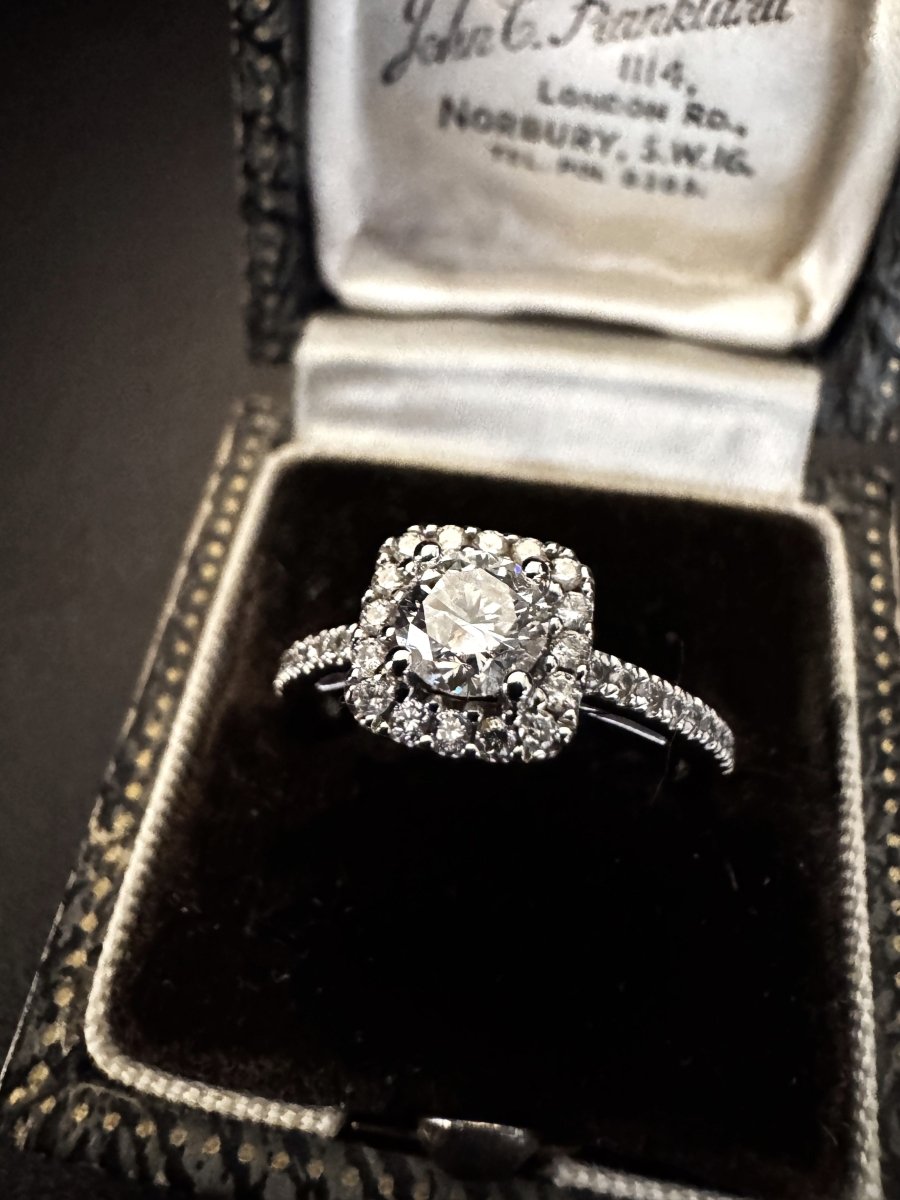 Bague avec diamants - Castafiore