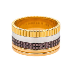 Bague Bandeau BOUCHERON "Quatre Classique Large" en or blanc, or jaune et or rose - Castafiore