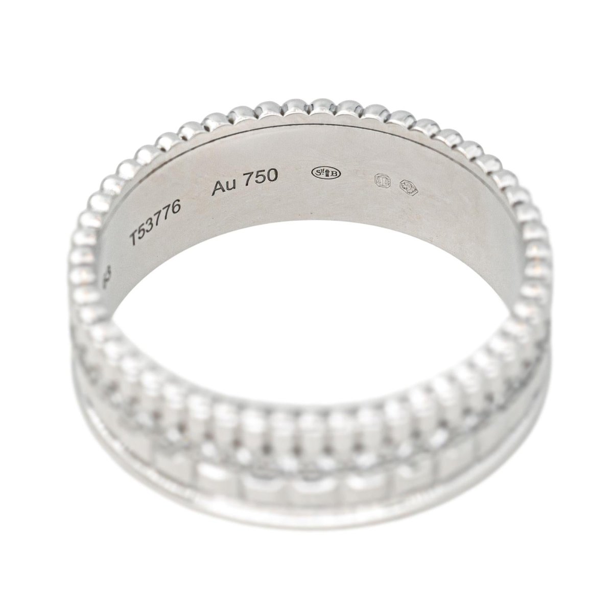 Bague Bandeau BOUCHERON "Quatre" en or blanc et diamants - Castafiore