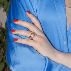 Bague Bandeau CARTIER "Éléphant" en or jaune et or blanc - Castafiore