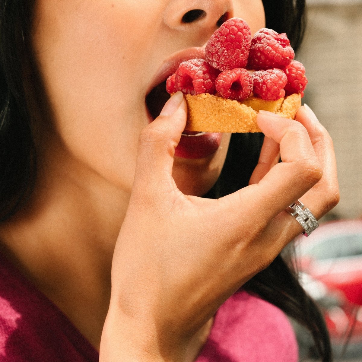 Bague Bandeau CARTIER "Maillon Panthère" en or blanc et diamants - Castafiore
