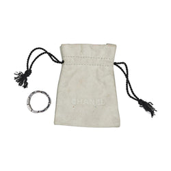 Chanel Ring White gold padded headband 