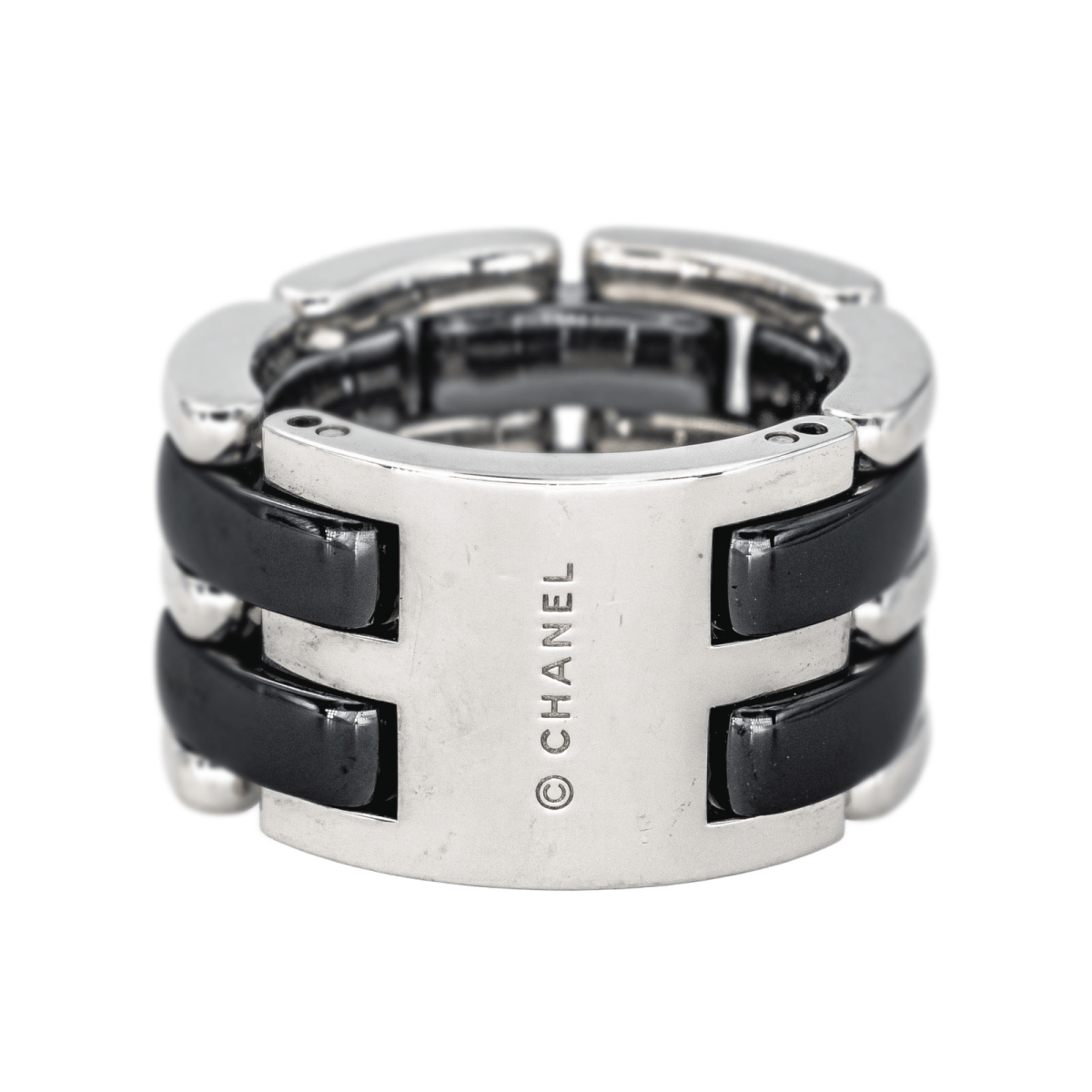 Bague Bandeau CHANEL "Ultra" en or blanc et céramique - Castafiore