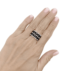 Bague Bandeau CHANEL "Ultra" GM en or blanc, céramique et diamants - Castafiore