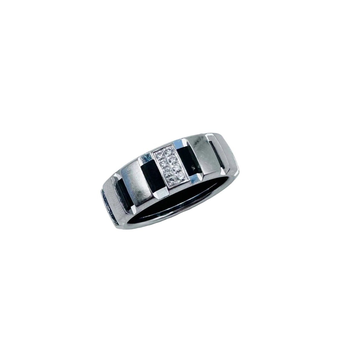 Bague Bandeau CHAUMET "Class One" en or blanc, diamants et caoutchouc - Castafiore