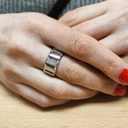 Bague Bandeau CHAUMET "Class One" en or blanc et diamants - Castafiore