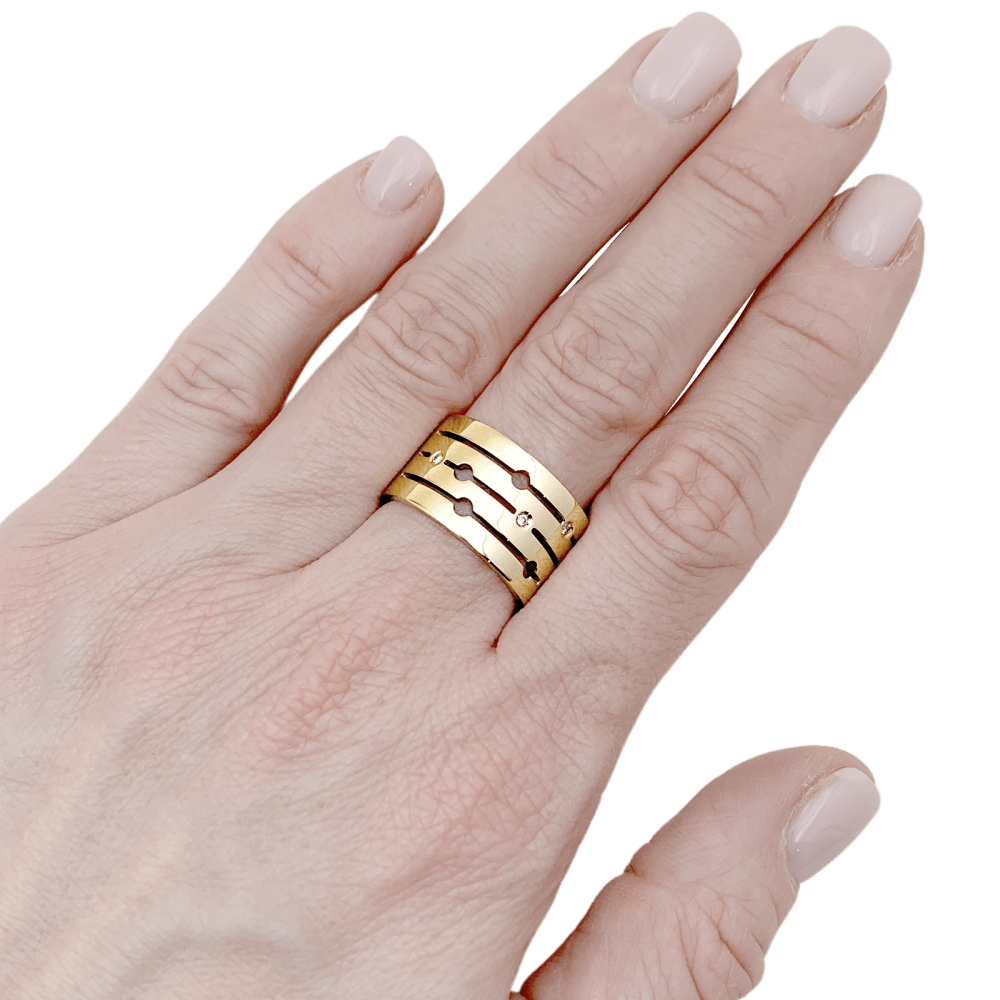 Ring Dinh Van, "Pulse", rose gold and diamonds.