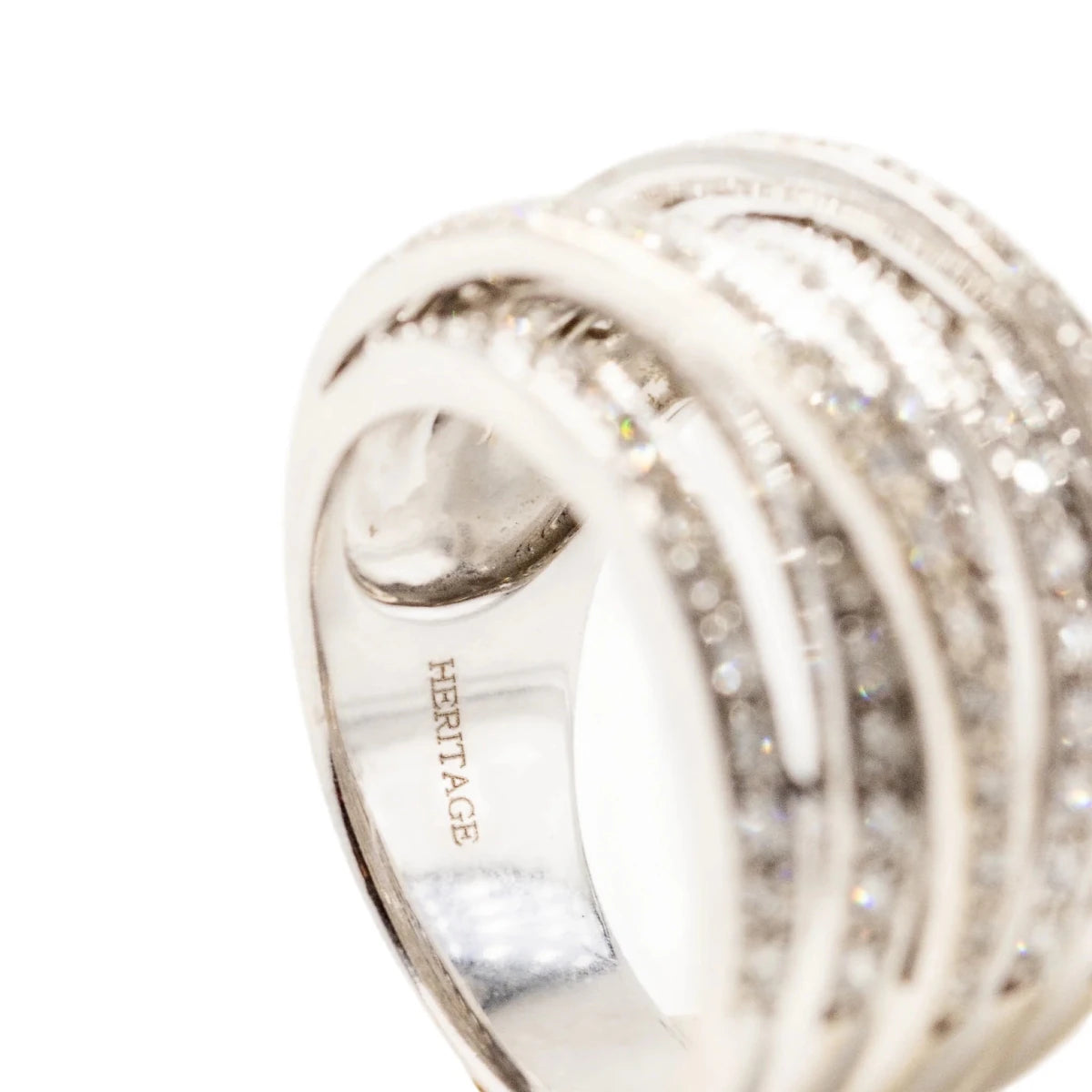 Bague Bandeau en or blanc et diamants - Castafiore
