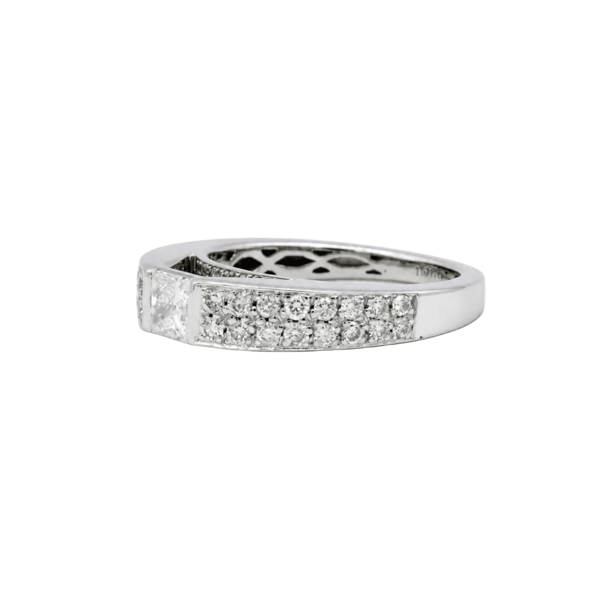 Bague Bandeau en or blanc et diamants - Castafiore