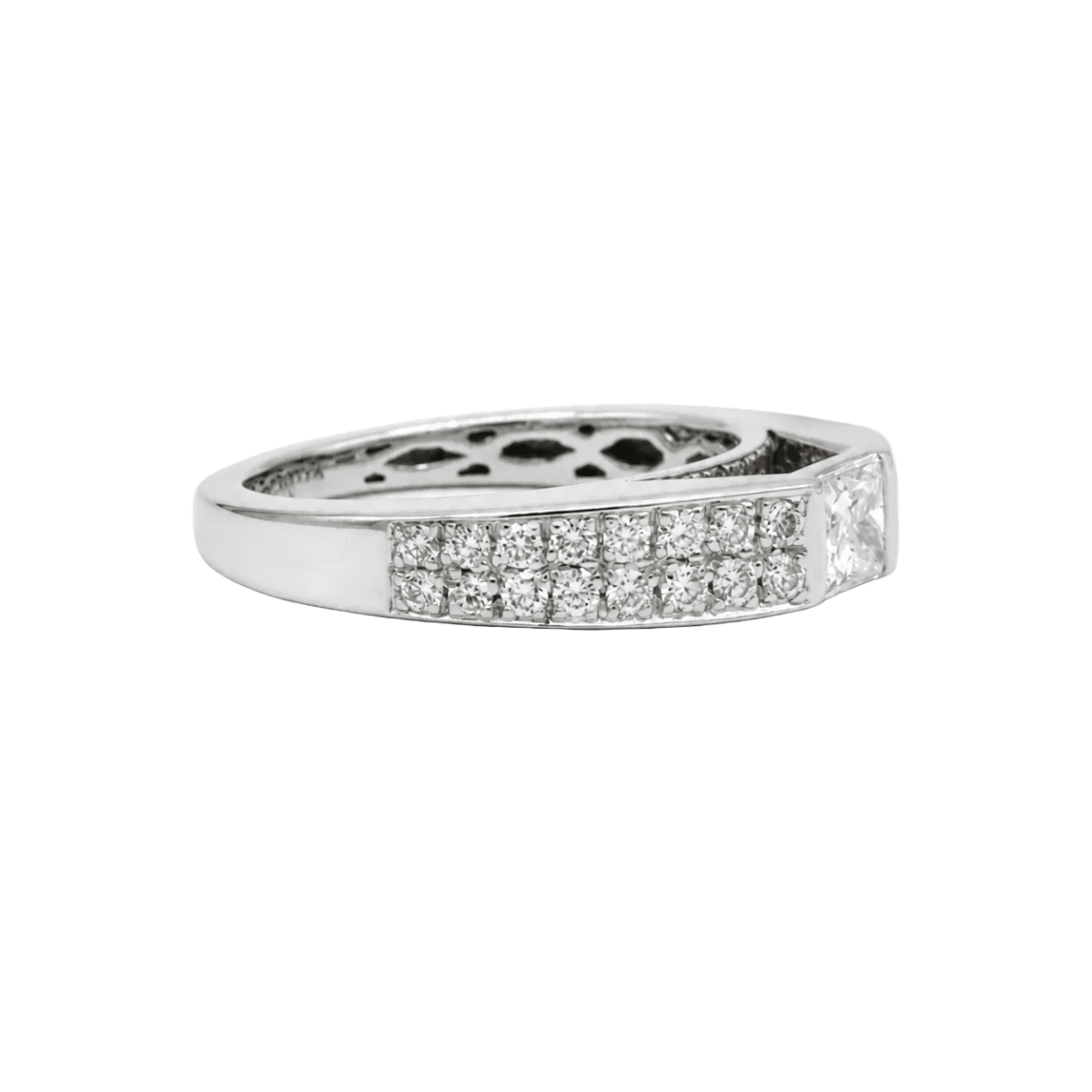 Bague Bandeau en or blanc et diamants - Castafiore