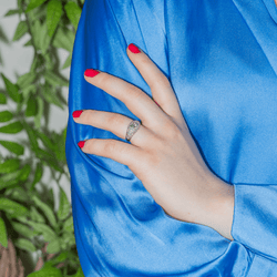 Bague Bandeau en or blanc et diamants - Castafiore