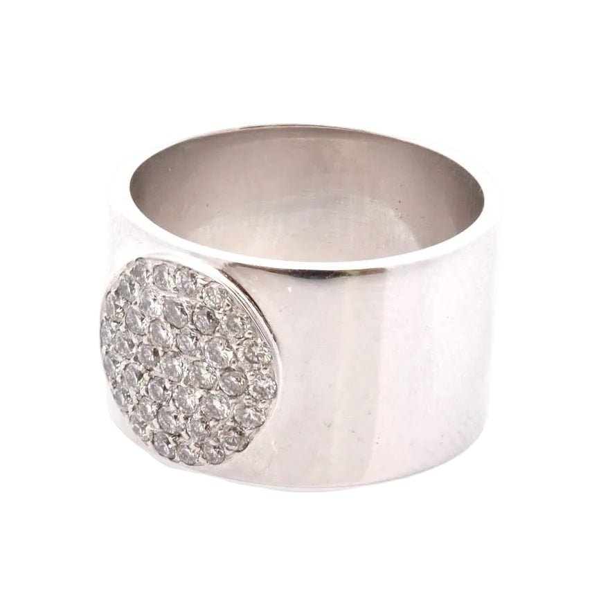 Ring diamonds at white gold 18k