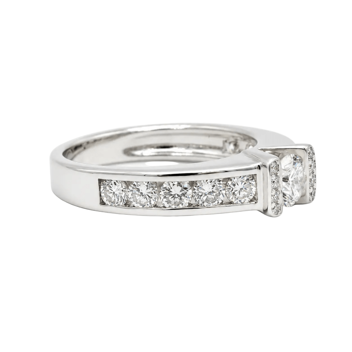 Bague Bandeau en or blanc et diamants - Castafiore