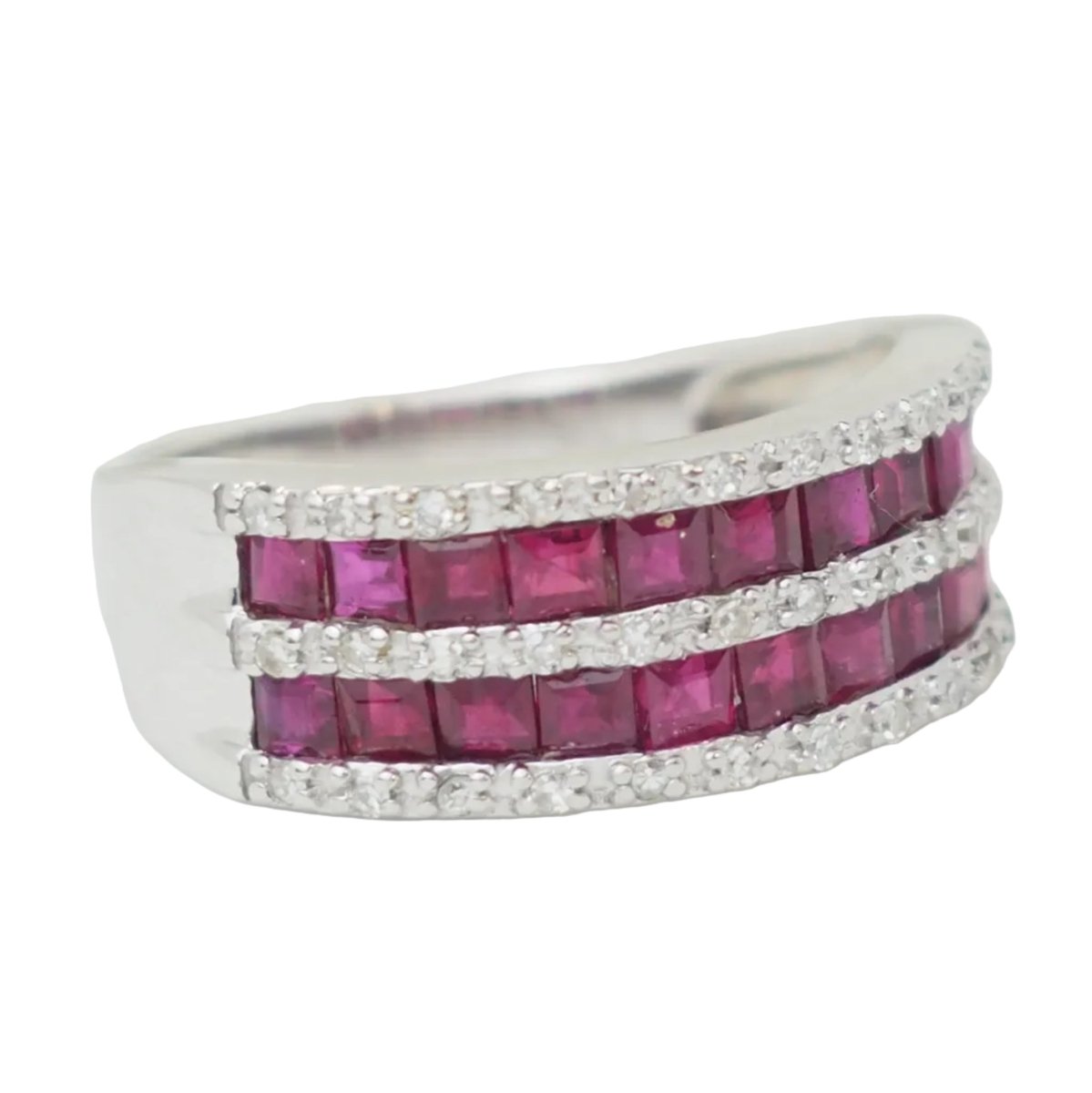 Bague Bandeau en or blanc, rubis et diamants - Castafiore