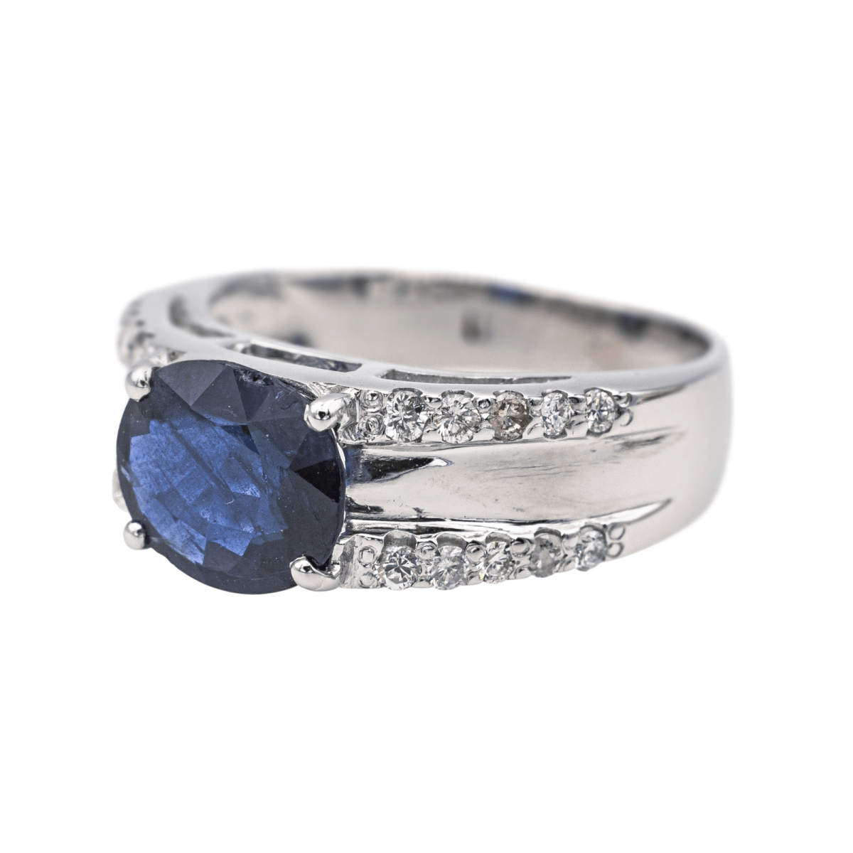 Bague Bandeau en or blanc, saphir et diamants - Castafiore