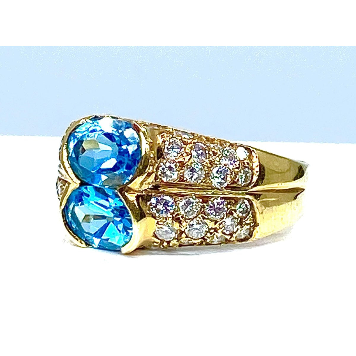 Bague bandeau en or jaune 18 carats,topaze et diamants - Castafiore