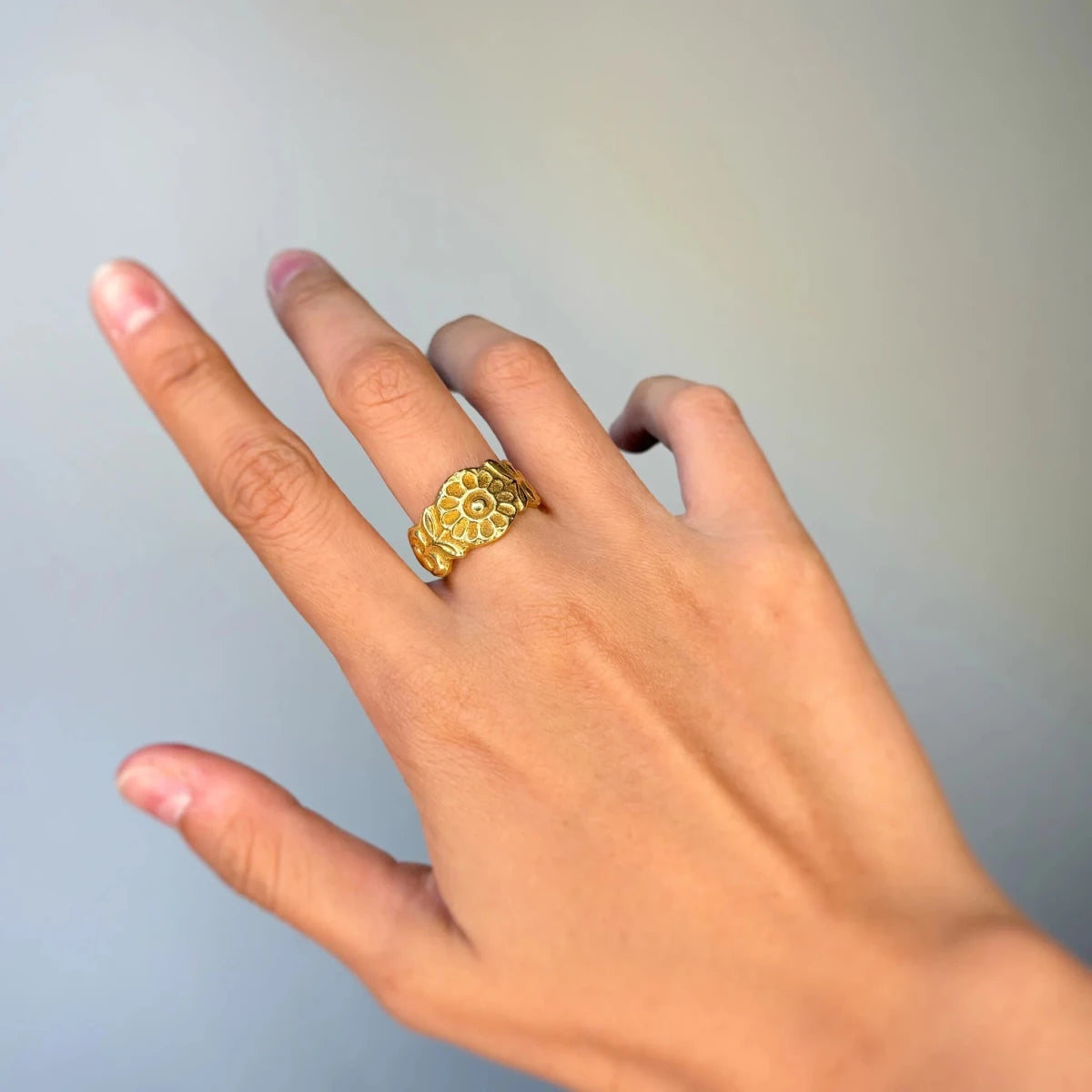 Bague Bandeau en or jaune - Castafiore