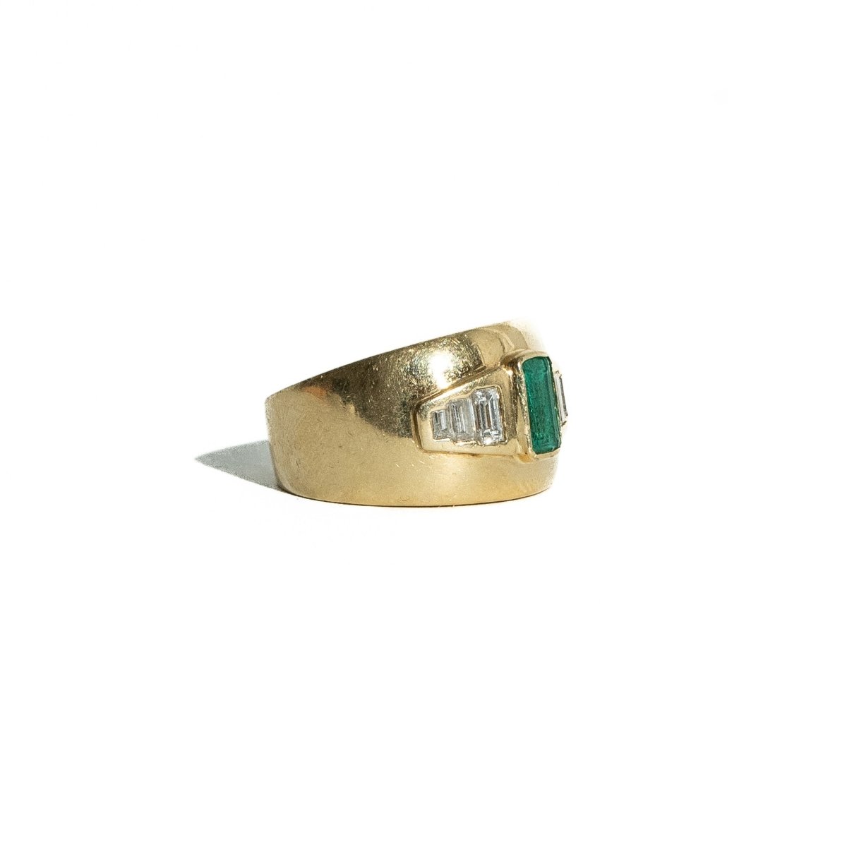 Bague Bandeau en or jaune émeraude et diamants - Castafiore