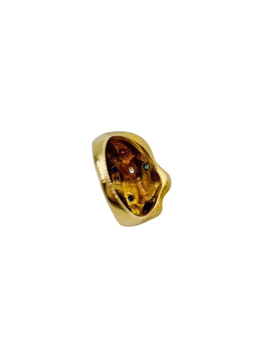 Bague Bandeau en or jaune, émeraudes, rubis, saphirs et diamant - Castafiore