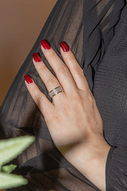 Bague Bandeau en or jaune et diamant - Castafiore