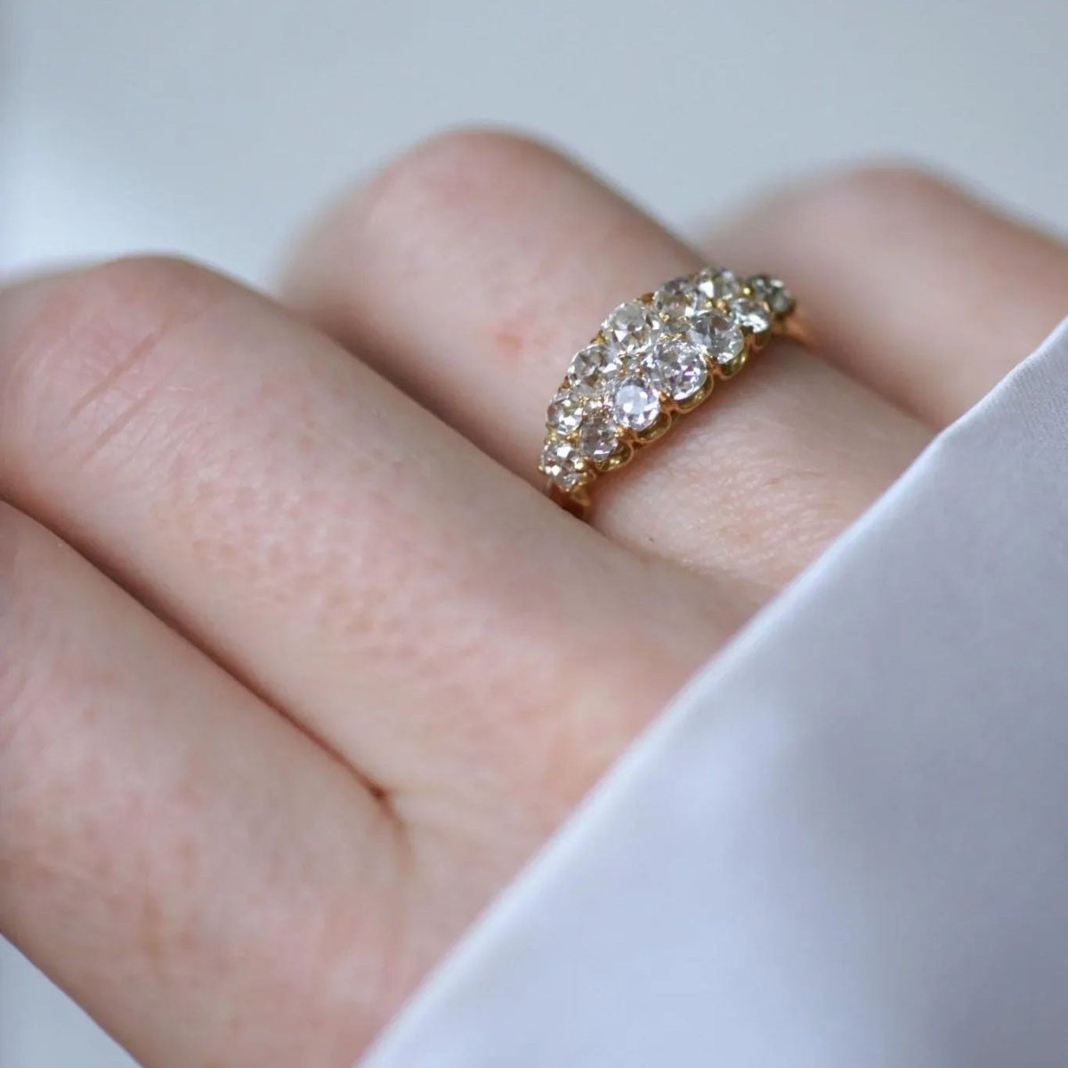 Bague Bandeau en or jaune et diamants - Castafiore