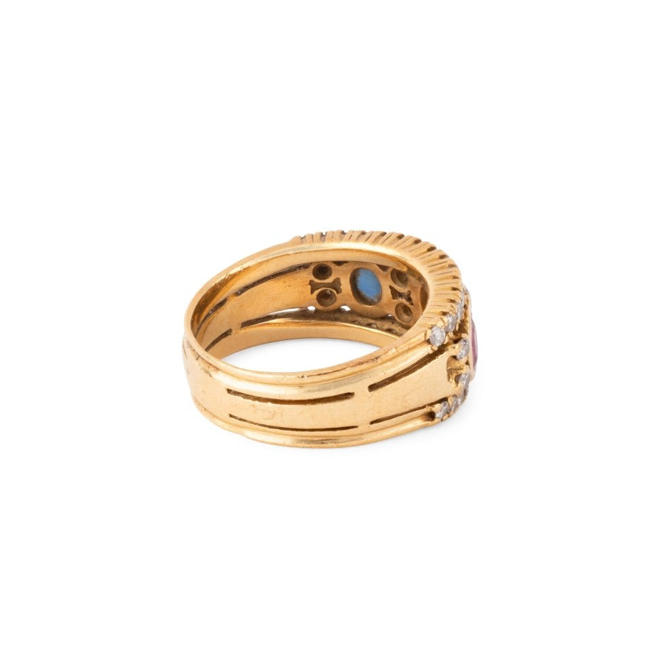 Bague Bandeau en or jaune, rubis, saphir et diamants - Castafiore