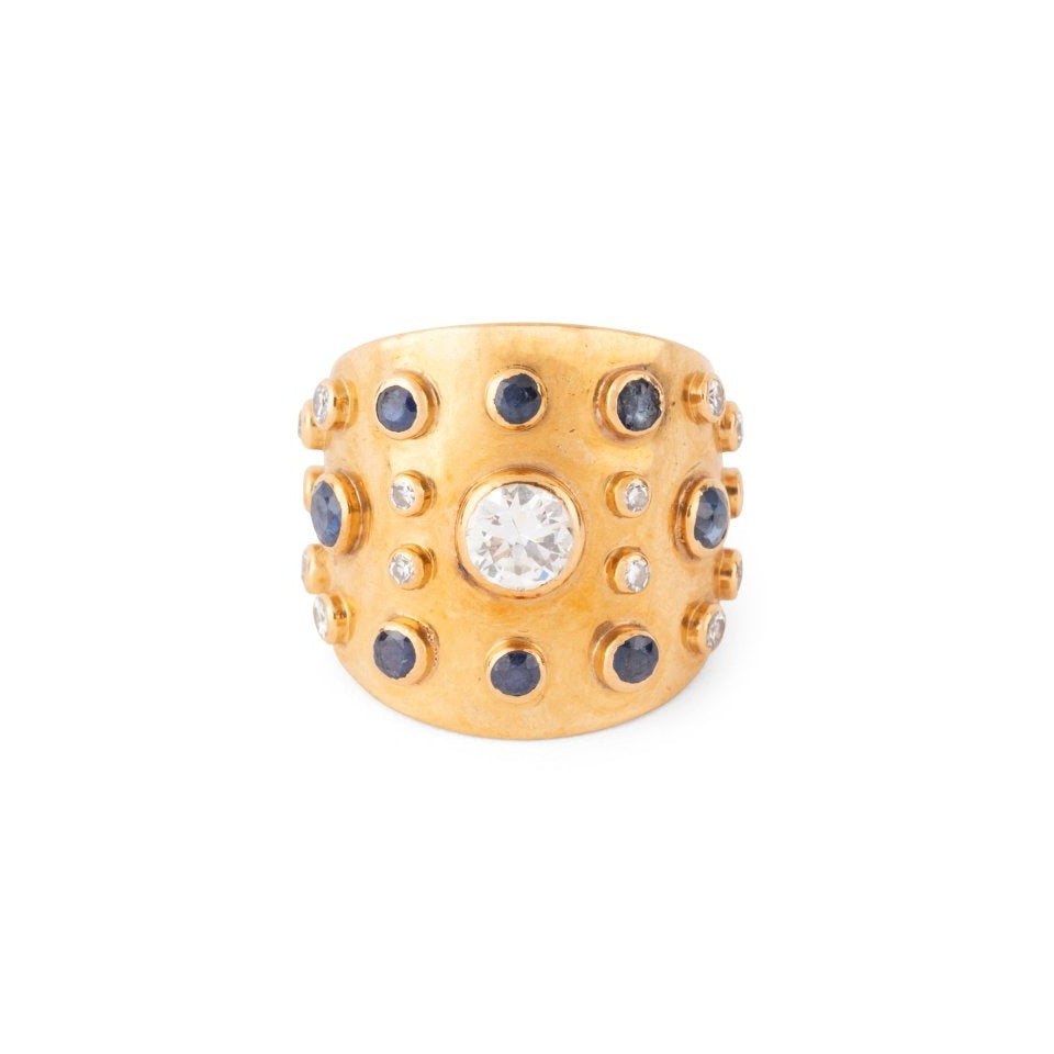 Bague Bandeau en or jaune, saphirs et diamants - Castafiore