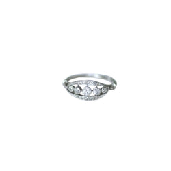 Bague Bandeau en platine et diamants - Castafiore