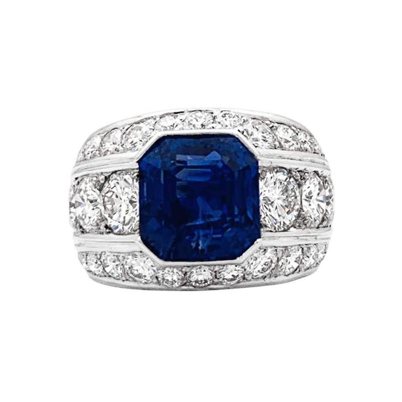Ring paltinium, sapphire and diamonds.