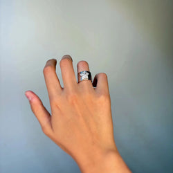 Bague Bandeau FRED "Lucifer" en or blanc et diamants - Castafiore