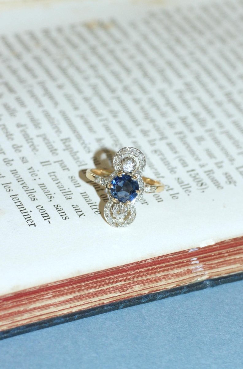 Bague Belle Epoque Saphir 1,18 Cts et Diamants - Castafiore