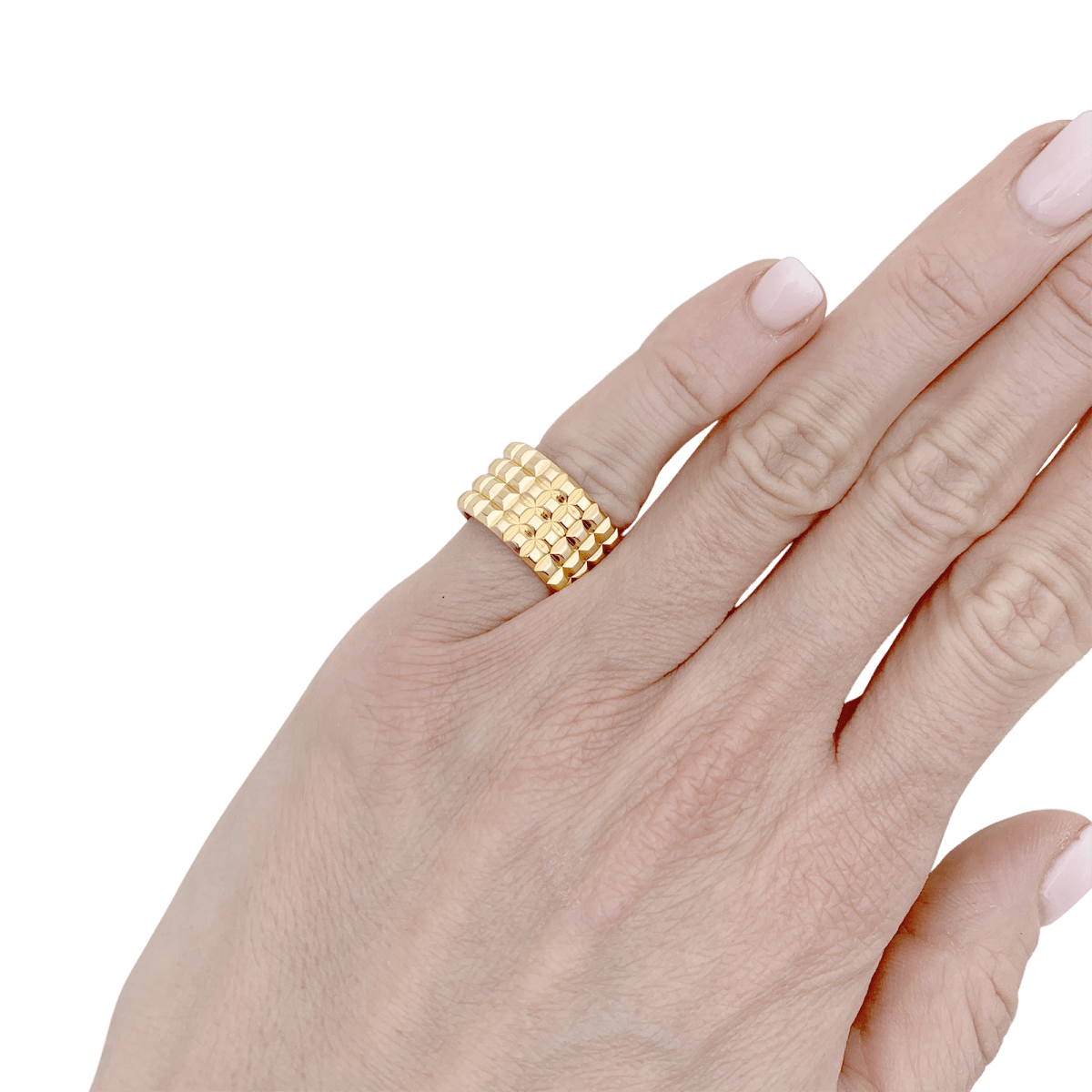 Bague BOUCHERON "Clou de Paris" en or jaune. - Castafiore