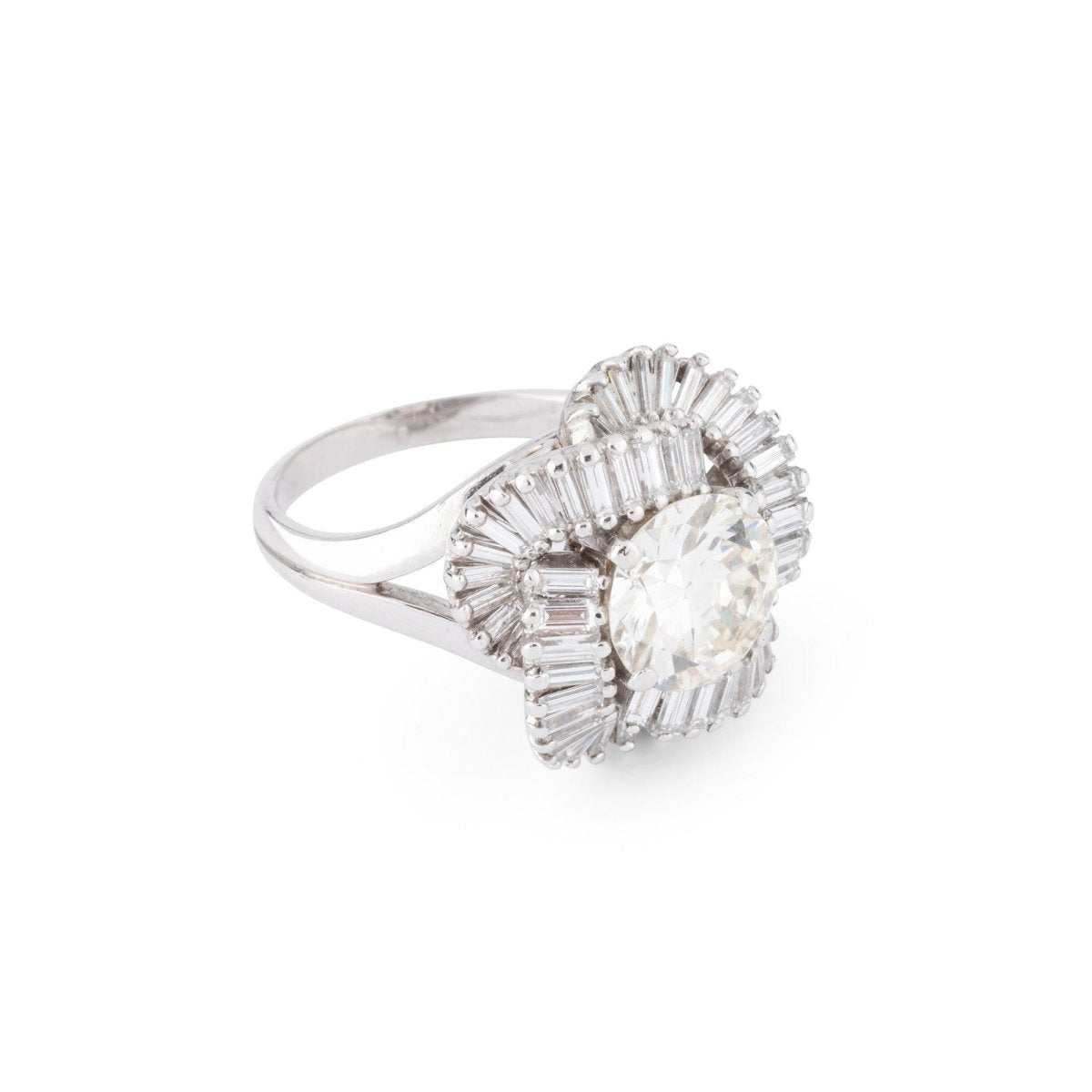 Bague BOUCHERON en platine et diamants - Castafiore