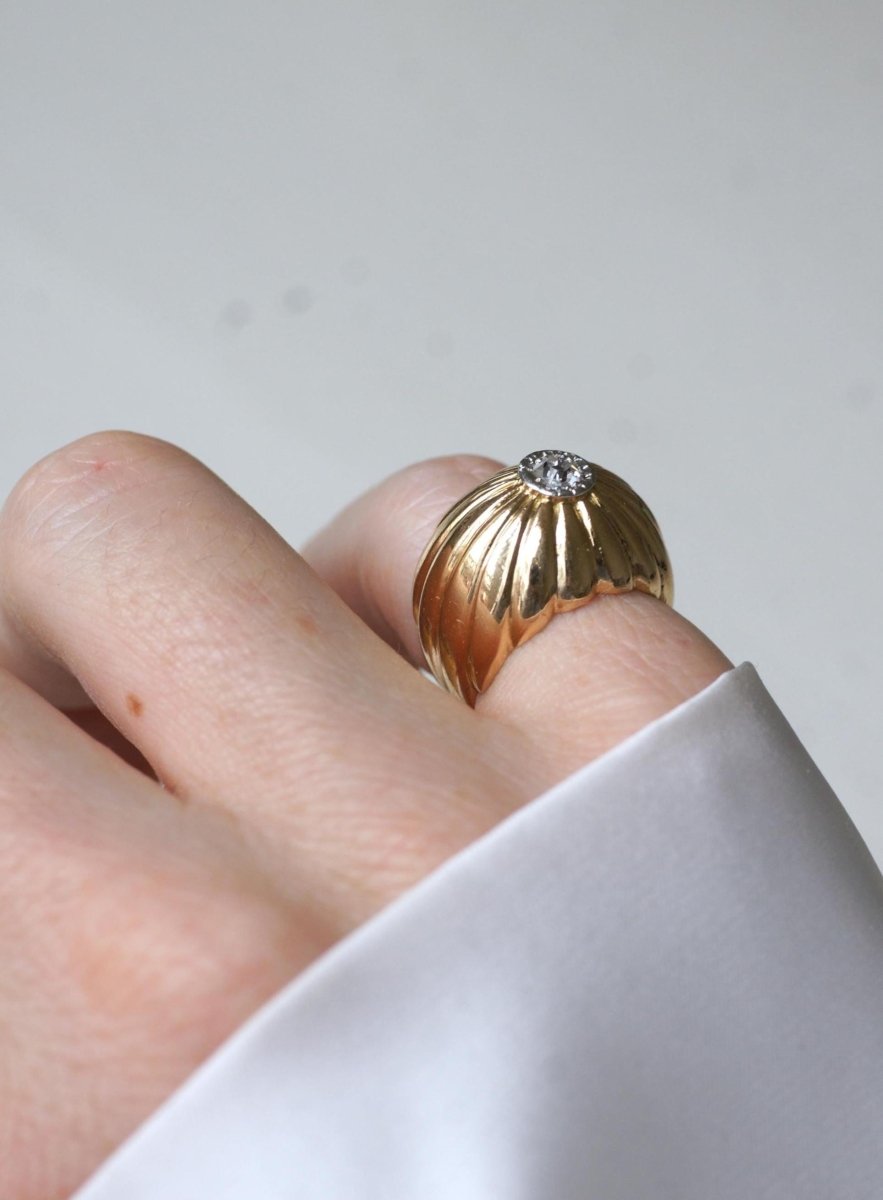 Bague Boule à Gaudrons en or rose, platine et diamants - Castafiore