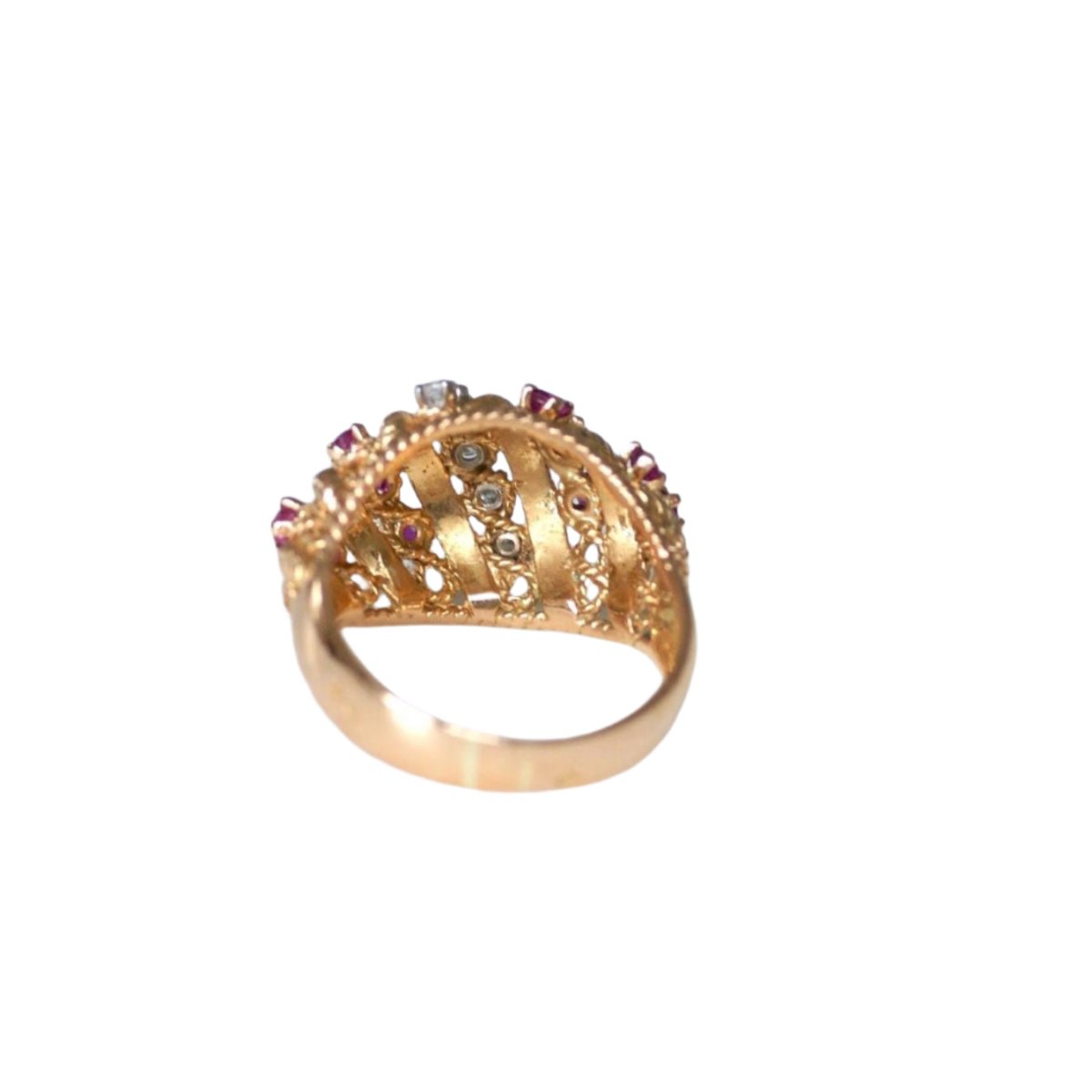 Bague Boule torsade en or jaune, rubis et diamants - Castafiore