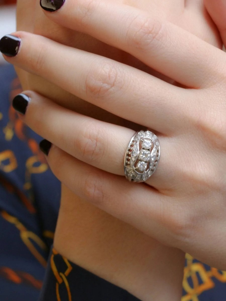 Bague boule vintage en or, platine et diamants - Castafiore