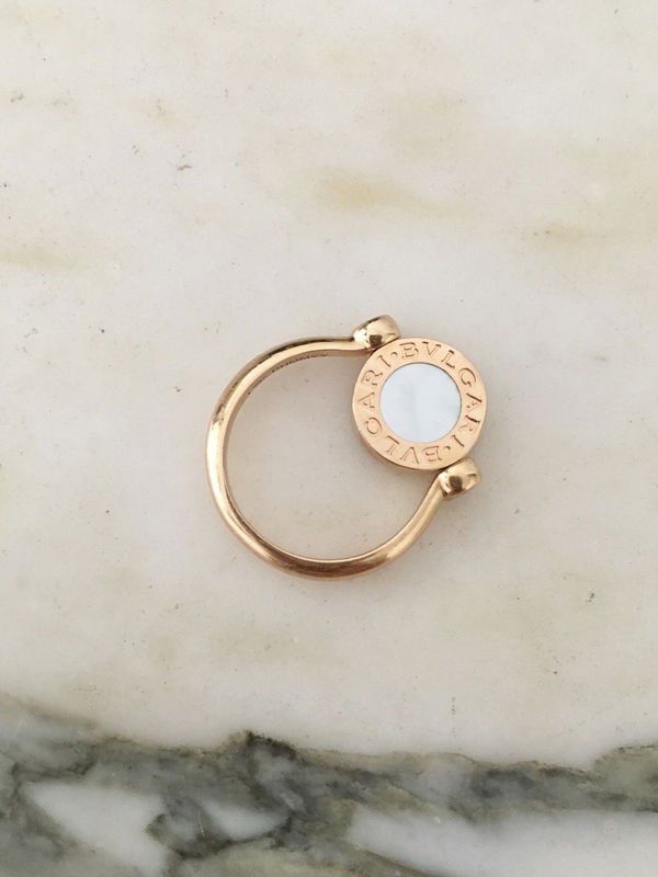 Bague Bulgari modèle BVLGARI BVLGARI - Castafiore