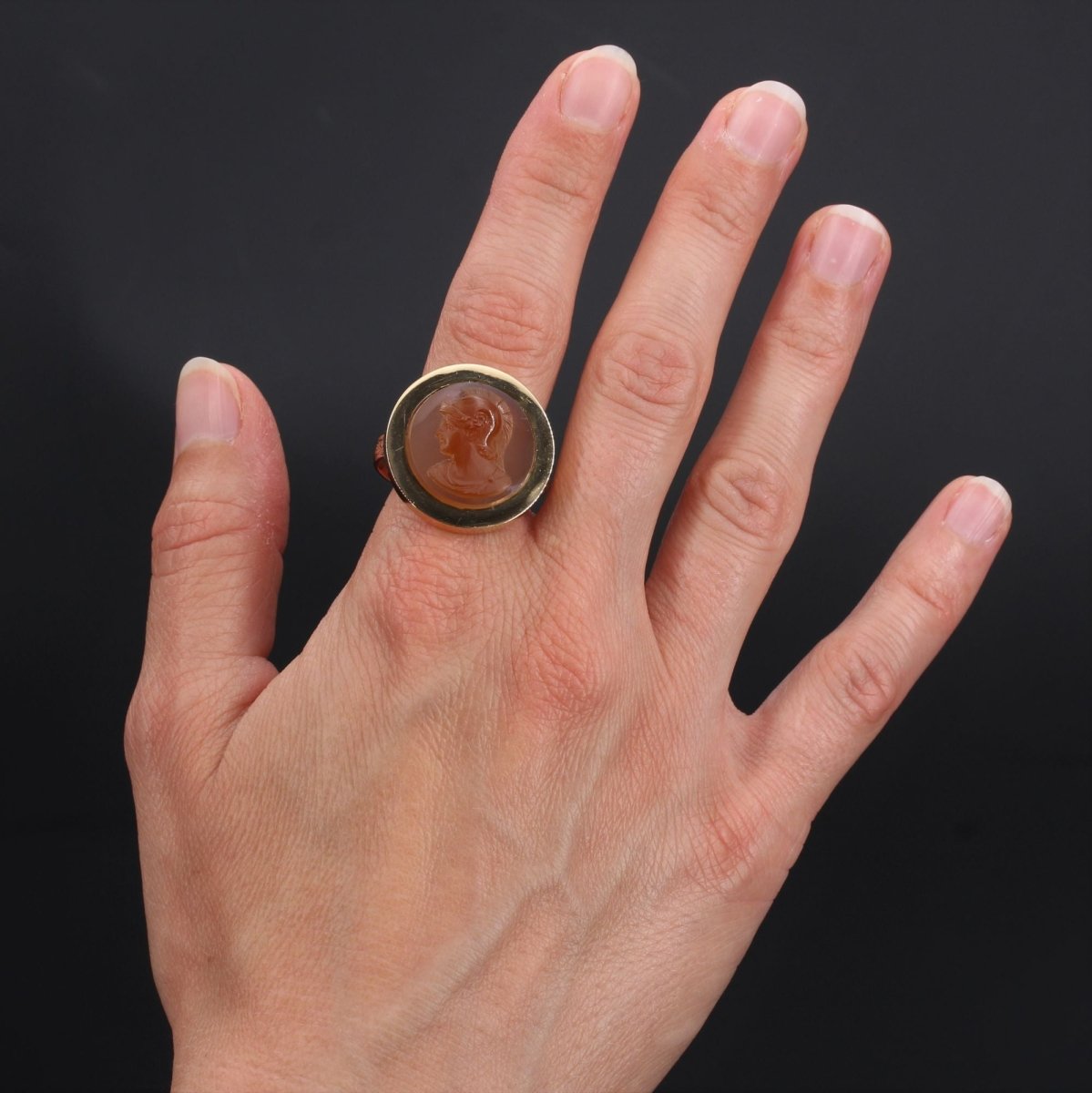 Bague camée sur agate ancienne - Castafiore