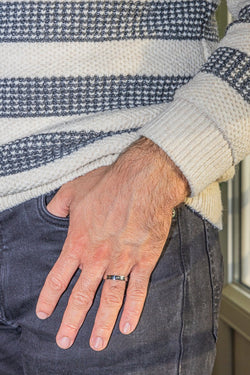 Bague Cartier Alliance Love Or blanc Diamant - Castafiore