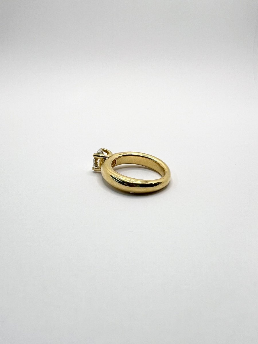 Bague CARTIER en or jaune et diamant - Castafiore