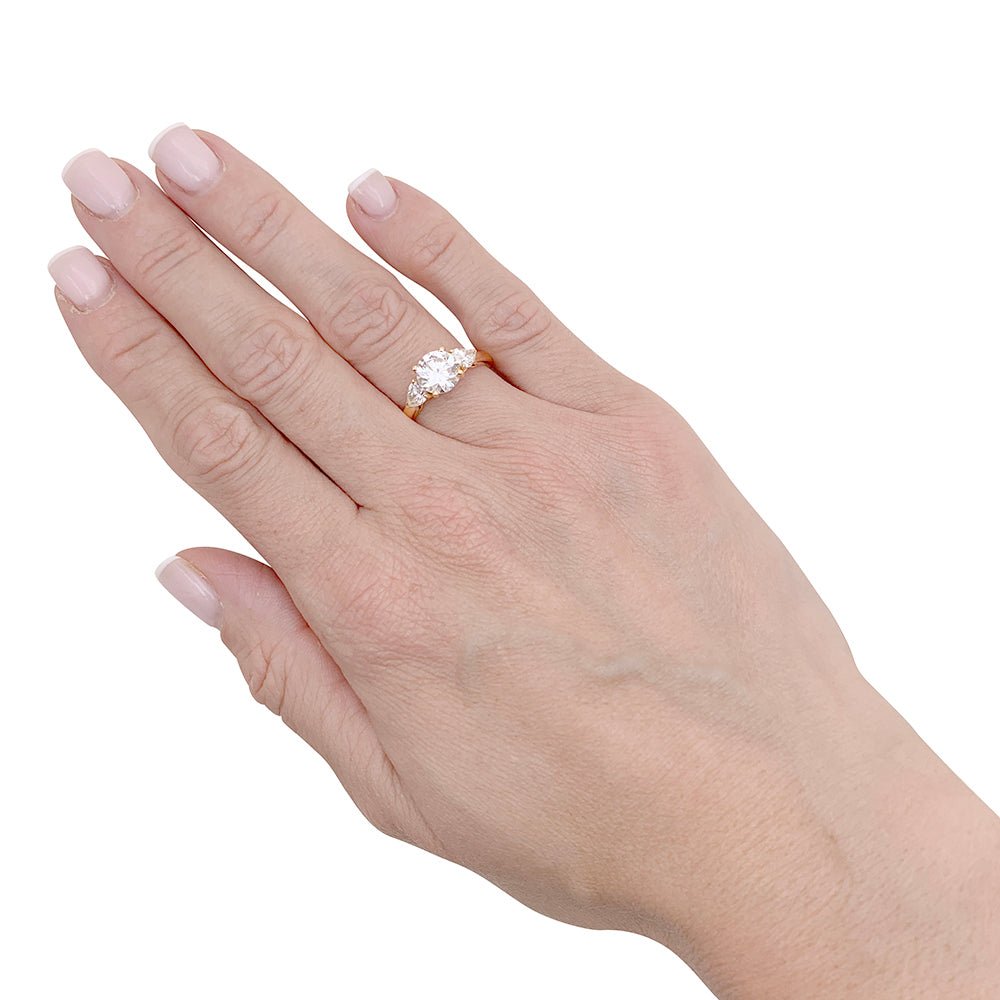 Bague CARTIER en or jaune et diamants - Castafiore